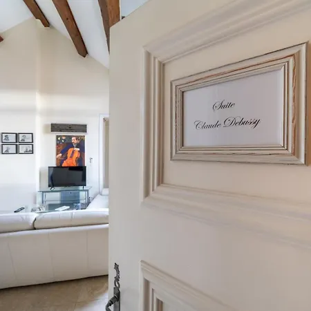 아파트 66c4 Unique 6-person Chateau 페르피냥