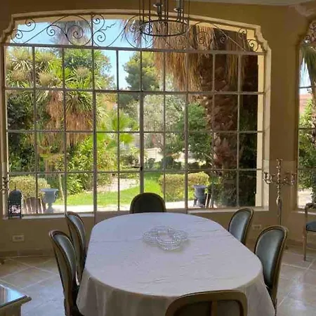 아파트 66c4 Unique 6-person Chateau 페르피냥